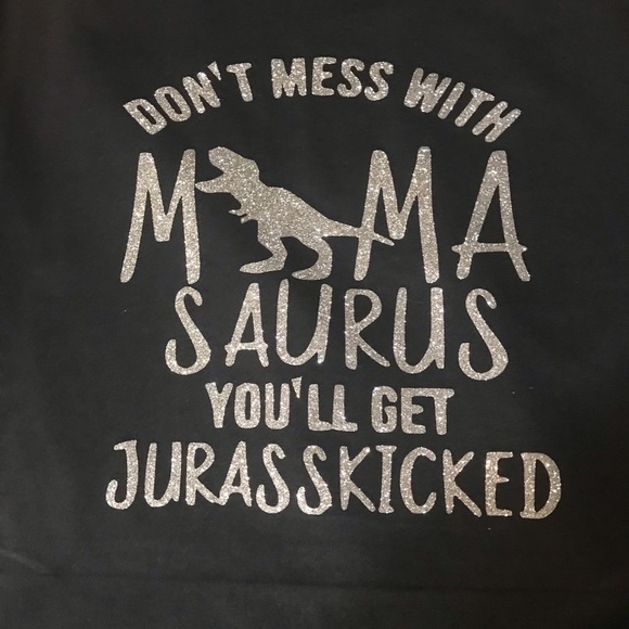 Don’t mess with mamasaurus - Picture 2 of 3
